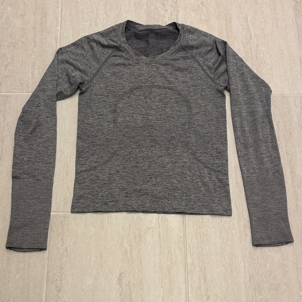 Lululemon Swiftly Tech Long Sleeve Top